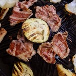 ジンギスカン羊はち 王子店 - 