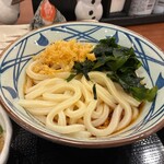 丸亀製麺 - ぶっかけうどん　440円(税込)   ※ぶっかけうどんを注文すると