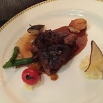 マゼランズ - 2015/02 ＜アントレ＞ 牛頬肉の赤ワイン煮込み