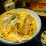 武寿司 - カツ丼　702円