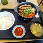 松屋 - 料理写真:サムギョプサル風極厚豚カルビ定食