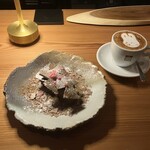 +α. -Dessert BAR- - ・カップッチーノ　　　　　900 yen
・テリーヌショコラ　　　　1,550 yen