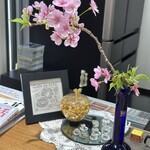 カフェ ド フフ - 店内河津桜