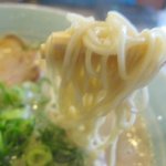博多とんこつ 真咲雄 - 低加水ストレート細麺
