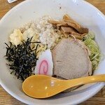 麺屋マルダイ - 油そば（大盛）＋背脂　880＋100円
