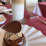 サロン・ド・ロワイヤル - 