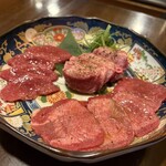 ホルモン しま田 - 