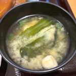 総本家 めはりや - わかめ味噌汁　2026.2.12