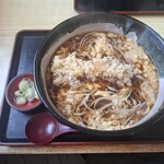 おそばやびくとりー - 料理写真:天とじそば（税込1,080円）