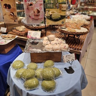 ポンパドウル_1