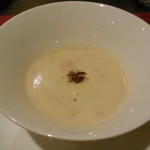 ビストロ ブルゴーニュ - 紅白大根のポタージュ