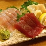 遊人 - 本日のお刺身3点盛(あいなめ,まぐろ,ホタテ)(15.2.6)