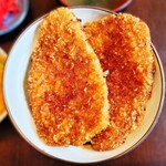 御食事処 べん  - 料理写真:秩父わらじかつ丼 並（700円）