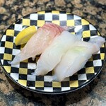 廻る寿司めっけもん - ・市場からのめっけもん三貫 616円/税込
(メダイ、フエフキダイ、地黒)