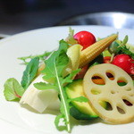 鉄板焼ばらもんや - バーニャカウダー。野菜が美味しい(*≧∀≦*)