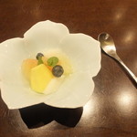 銀座 吉本 - 杏仁豆腐