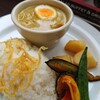 バニヤンツリーカフェ  - ココナッツチキンカレー