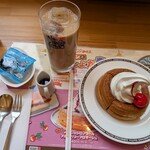 コメダ珈琲店 - 料理写真:アイスオーレ、ミニシロノワール