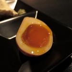 DEN - 玉子の燻製