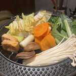 黃金出汁涮涮鍋與江戶前壽司 肉之Asatsu 梅田御初天神店 - 