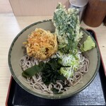 名代 箱根そば - 料理写真:桜海老のミニかき揚げ天と春菊天そば