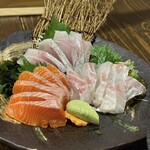 小田原産 朝どれ地魚地酒 湘南大衆横丁 - 