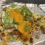 あじと - ✅肉玉そば¥880&大葉¥110&チーズ¥165
☑️ホルモン焼きそば¥1.430
　※後会計、現金のみ
