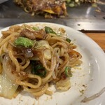 あじと - ✅肉玉そば¥880&大葉¥110&チーズ¥165
☑️ホルモン焼きそば¥1.430
　※後会計、現金のみ