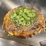 あじと - ✅肉玉そば¥880&大葉¥110&チーズ¥165
☑️ホルモン焼きそば¥1.430
　※後会計、現金のみ