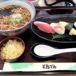 和食レストランとんでん - 白子の特選鮨と北海道そば（鮨とそば）