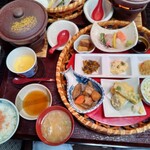魚平 - 花かご膳