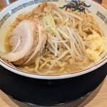 ラーメン豚山 - 料理写真: