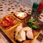 ポジティブ居酒屋 思いやり - おつまみ盛 418円(税込)