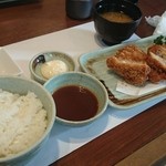 岐阜とんかつや - 鶏組ミックスフライ定食（799円）