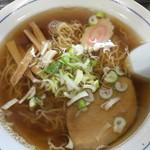 松月食堂 - 美味しいラーメン 600円