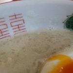 ラーメンまこと家 - スープの感じ