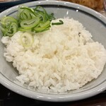 丸亀製麺 - ご飯　180円(税込)