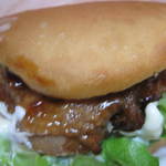 オレンジベーカリー - テリヤキチキンバーガー