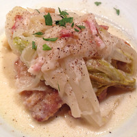シャンパン食堂 - 鶏もも肉のクリーム煮
                白菜のブレゼ添え