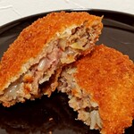 ミートショップ大里 - 松阪牛メンチカツの断面