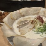 泡系しおとんこつラーメン べらしお - 久留米とんこつチャーシュー
