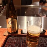 生蕎麦 い志井 - 最初の一杯は、瓶ビール（エビス）から