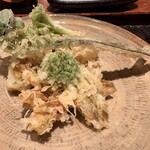 生蕎麦 い志井 - 春野菜天ぷら　ズームで