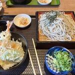 そば吉 - 料理写真:
