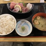 串揚げ角打ち しらすくじら - 
