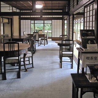 本間美術館 喫茶室_2