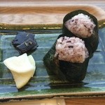 幡・INOUE - 古代米のおにぎりと自家製漬け物