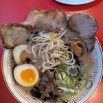 ラーメン　赤組 - よくばりラーメン