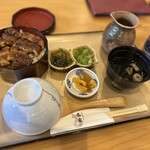 炭火焼うなぎ 南家 - 