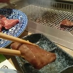 田炭火焼肉 - 
